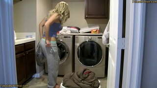 ƈ�的继母不会告诉我的继父我们他妈的