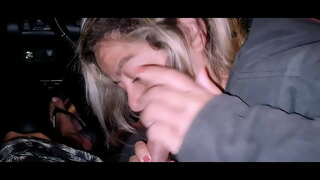 Ich nahm eine Fahrt mit mir, zu helfen, ein junges Mädchen-und schauen Sie, was Sie Tat.