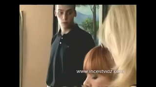 ���ረጃ ቅድሚያ የሚሰጡዋቸውን ልጅ ድር ቅድሚያ የሚሰጡዋቸውን አክስት በግራ ቅድሚያ የእሷ