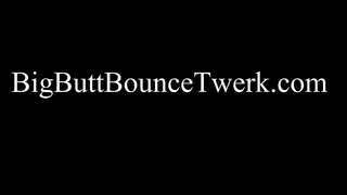 PAWG摇动她的大屁股