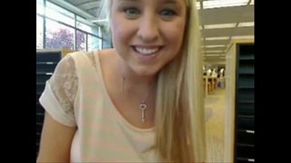 Tasha fra www.Mysluttycams.com sprøjte på biblioteket i går