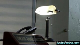 (جينا جواهر) البنات شاذه المشهد لعب بجد مع الجنس قضبان اصطناعية فيلم-23