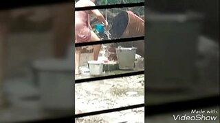 Pueblo bhabi mostrando la mitad de su cuerpo desnudo 2