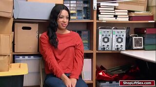 LP recovers an goid, suaicheantas a chaidh nithean agus an uair sin fucks an shoplifter