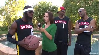 Jada Stevens sy Emy Reyes