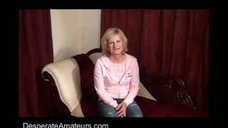 ���อลลี่หนูร้องแม่