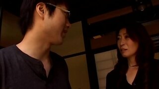 رهيبة كوغار الملاعين - الأسرة المحرمات الإباحية - Famperv.com