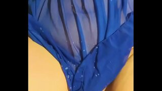 ���ீழே கழுதை மனைவி எஸ். selfies மற்றும் செக்ஸ் பெறுகிறது